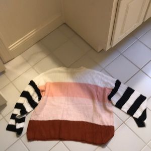 Pink Multi-Color Sweater Size: Small